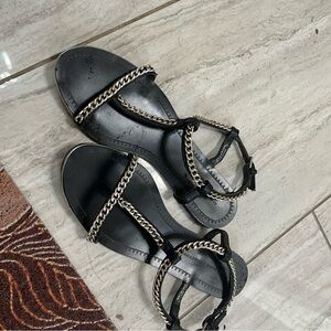 Zara chain flats size 6.5